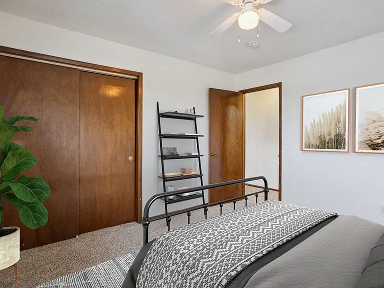 One Bedroom A - 1 Bed / 1 Bath - 700 Sq.Ft.