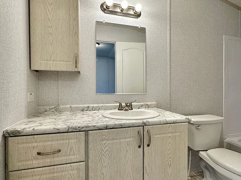 2301 SW Sheridan Rd — Photo 24