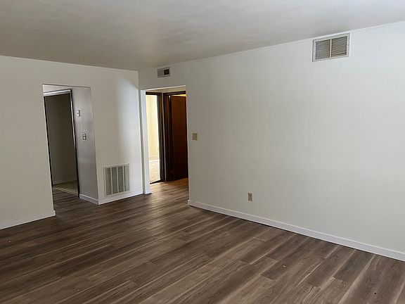 3rd image of 5117 S Brooks Dr #A