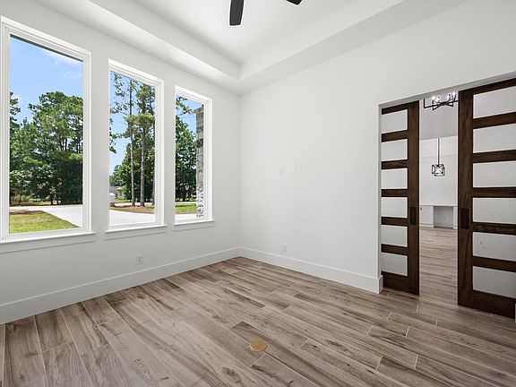 4th image of 34202 Conroe Huffsmith Rd