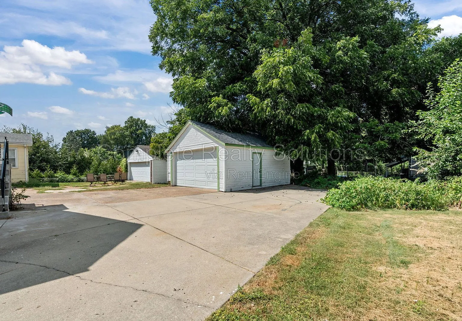 4 bed, 2.0 bath, 1582 sqft, $1,850 — Photo 3