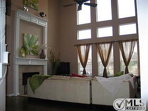 4th image of 1316 Chase Oaks Dr