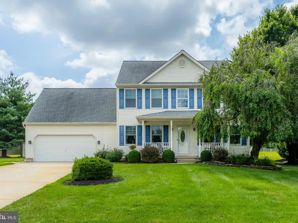 20 Belfiore Dr, Woolwich Township, NJ 08085