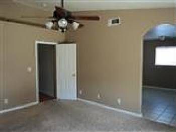 3rd image of 2444 Novi Dr