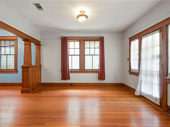 4th image of 516 Elmira Ave