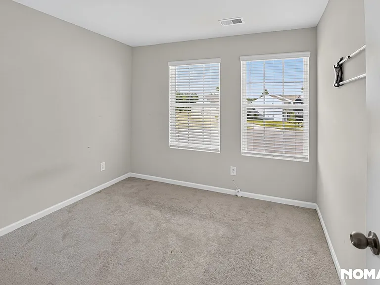 6 Parkwood Ct — Photo 11