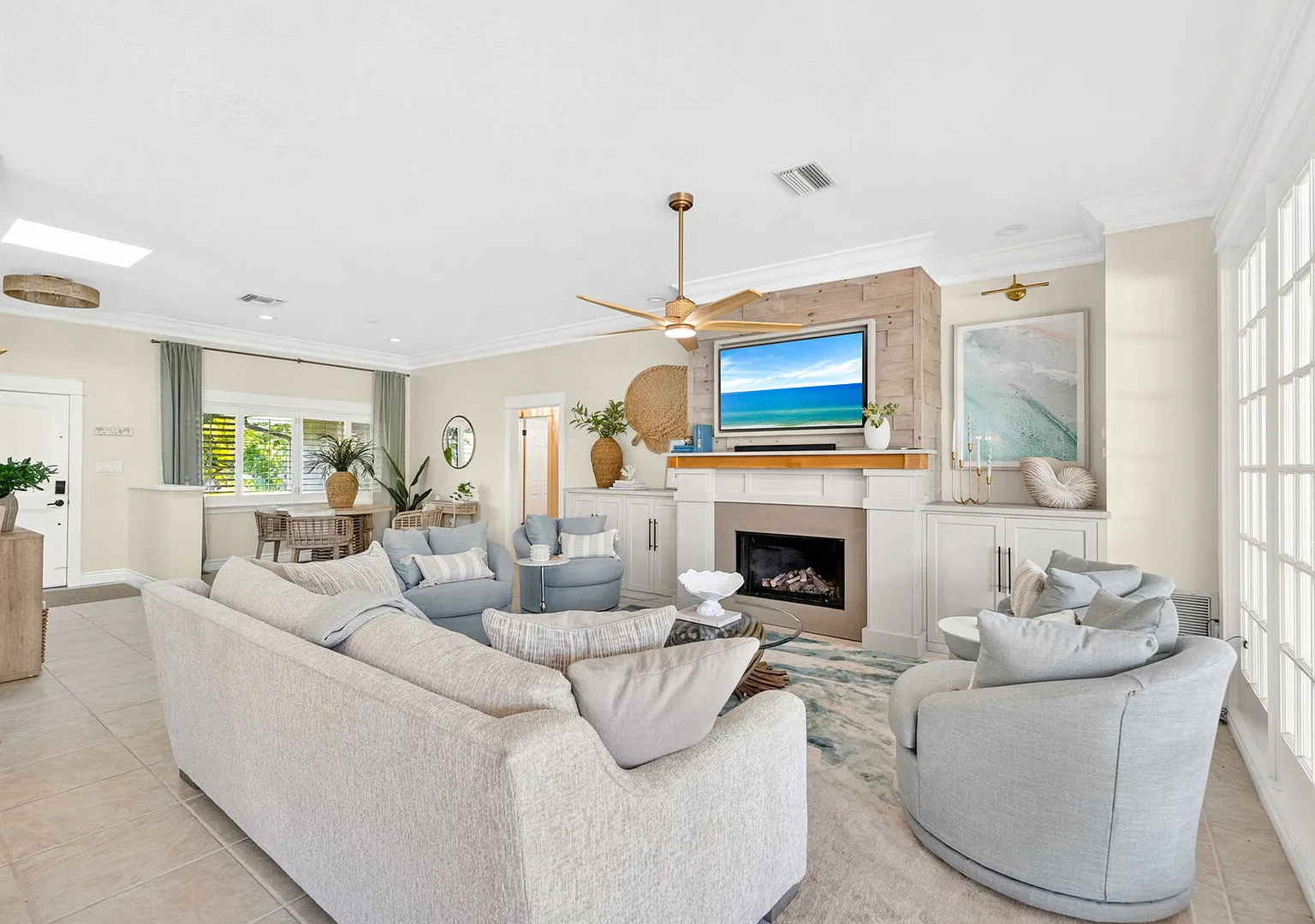 Waterfront Home with Pool & Dock — Photo 2