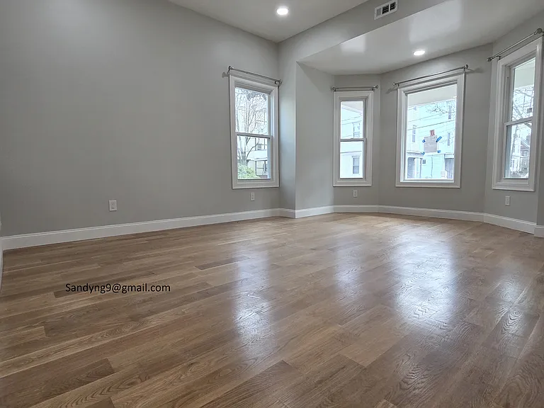56-1 Pinckney St — Photo 11