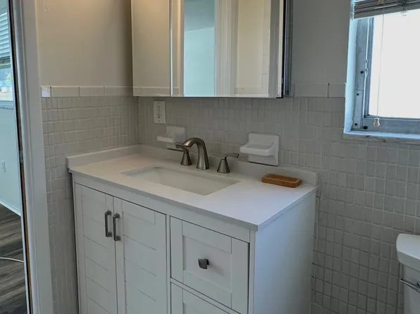 300 35th Ave N, Saint Petersburg, FL