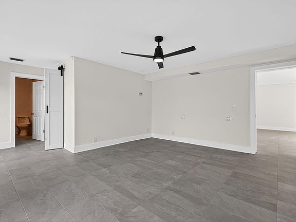 5th image of 624 Southwind Cir #3