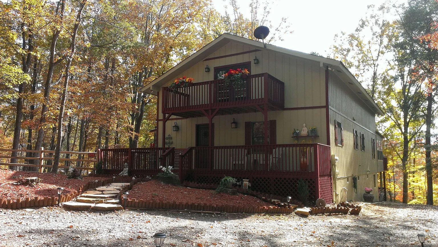 76 Edgewood Ln photo 1
