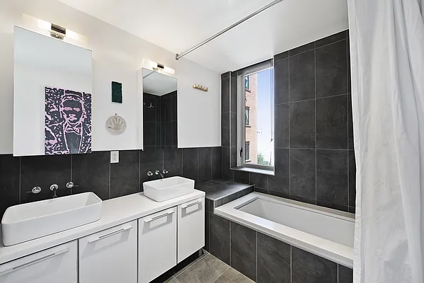 Sold by Nest Seekers International | media 5