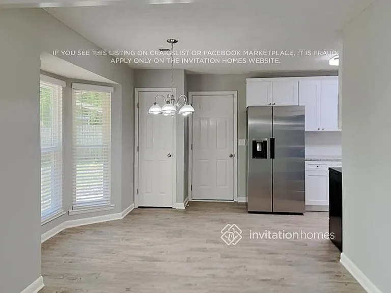 3363 Hollyridge Trl SW — Photo 6