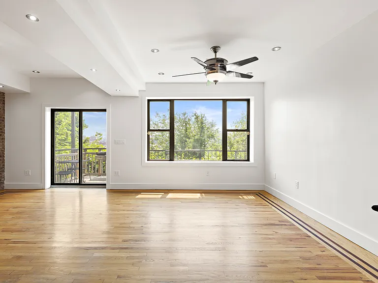 102 Ogden Ave #103 — Photo 3