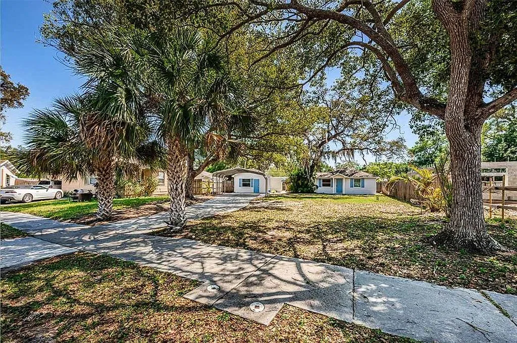 1 bed, 1.0 bath, 884 sqft, $1,800 — Photo 1