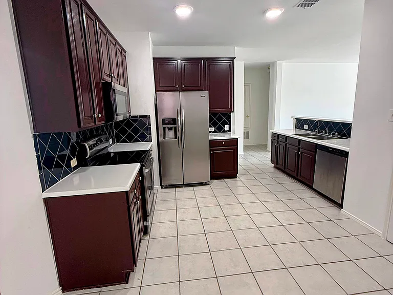 9736 Indian Canyon Dr — Photo 5