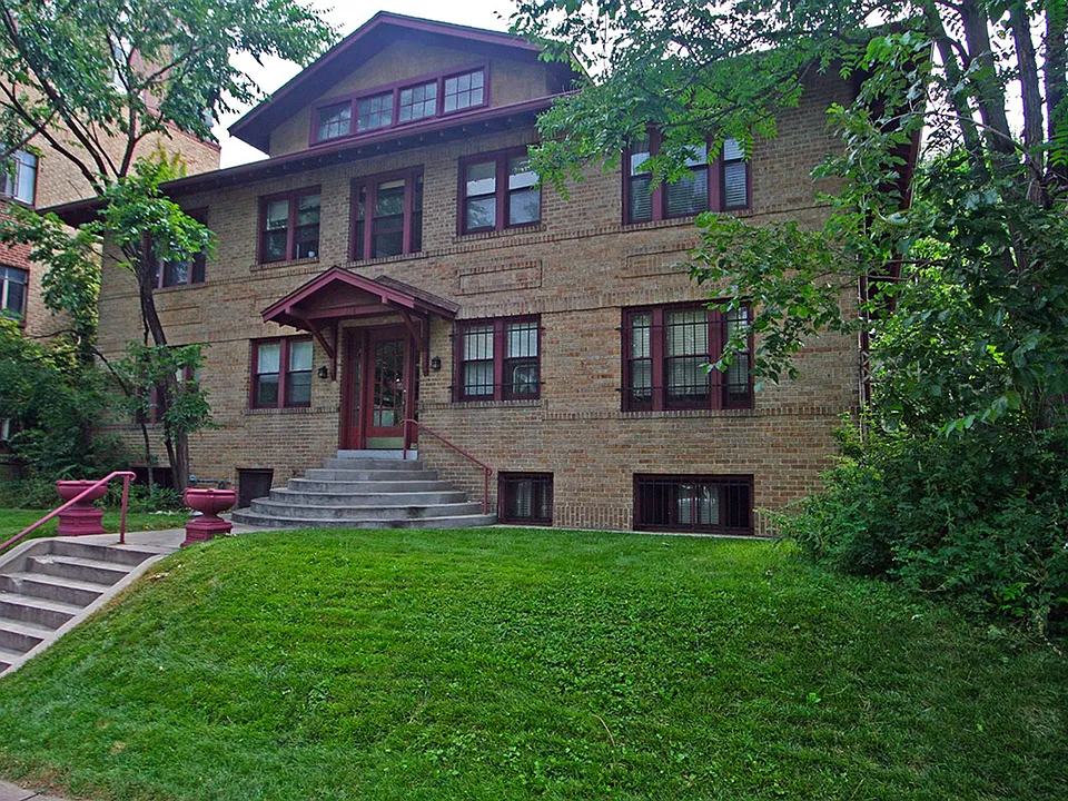 1118 N Pennsylvania St