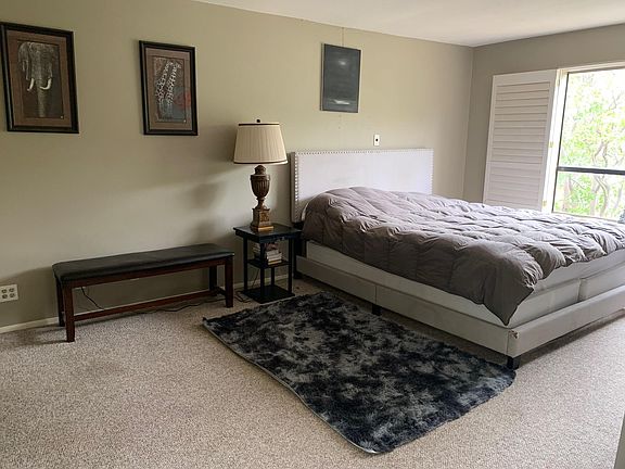 3rd image of 170 N Grand Ave APT 203