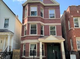 2730 N Monticello Ave, Chicago, IL
