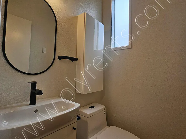 Bathroom - Upstairs