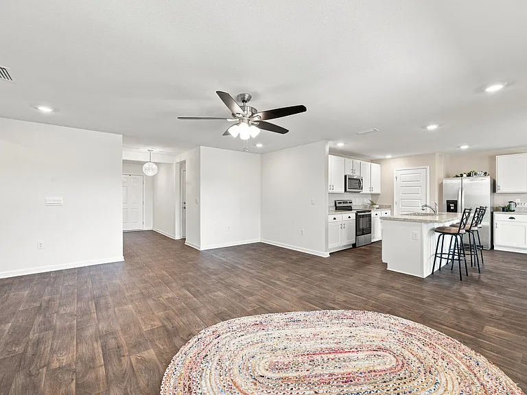 14709 Dalton Cir — Photo 16