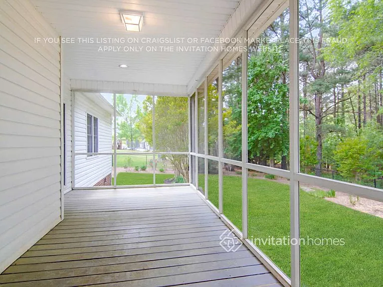 405 Broadmoor Way — Photo 23
