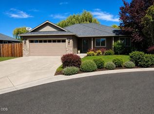 3272 Nellie Ettinger Ln, Medford, OR 97504