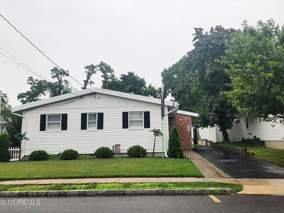 1st image of 803 Trenton Avenue
