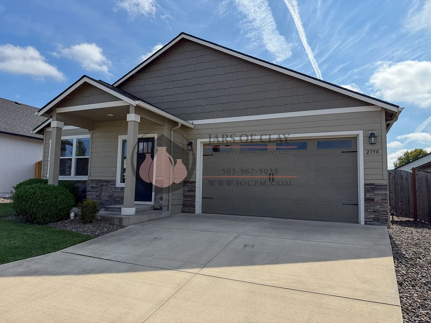Single Level - Move-in Ready N. Albany Home — Photo 2