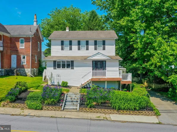 310 Prospect Ave, West Grove, PA 19390