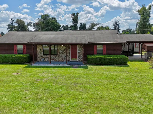2772 Appalachee Trl, Marianna, FL 32446