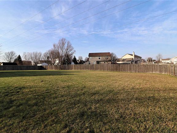 3rd image of 4258 Honey Bee Ct