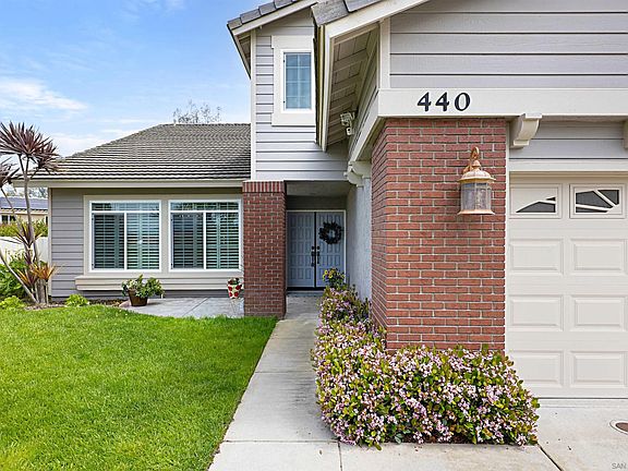3rd image of 440 Silver Shadow Dr