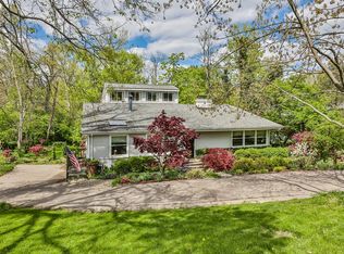 354 Compton Rd, Cincinnati, OH 45215