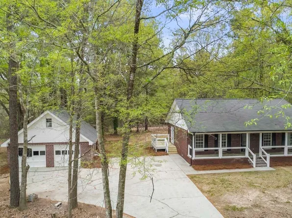 1255 McCart Cir, Jackson, GA 30233