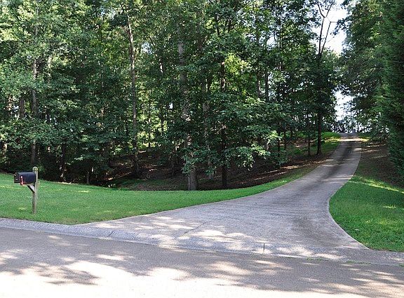 5th image of 3021 Quarles Dr