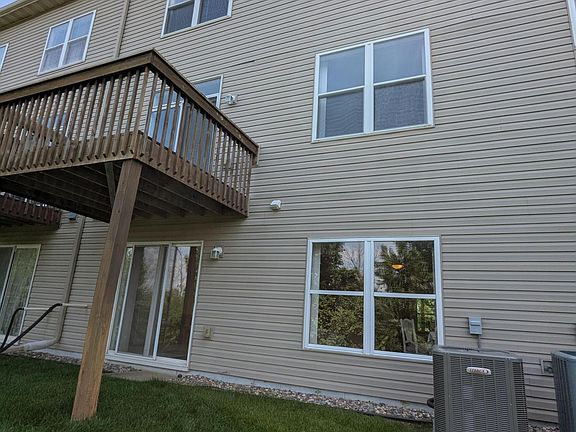 4th image of 5215 Holly Ln N #2403