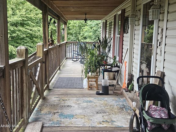 4th image of 3317 Skelp Mountain Rd