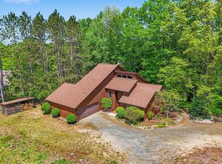 780 E Conrad Rd, Scottville, MI 49454