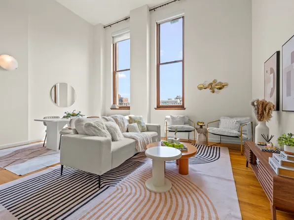 305 Second Avenue image 2 of 32