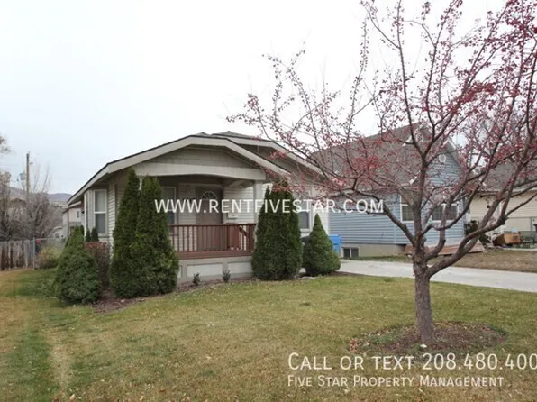 1417 S 2nd Ave, Pocatello, ID 83201