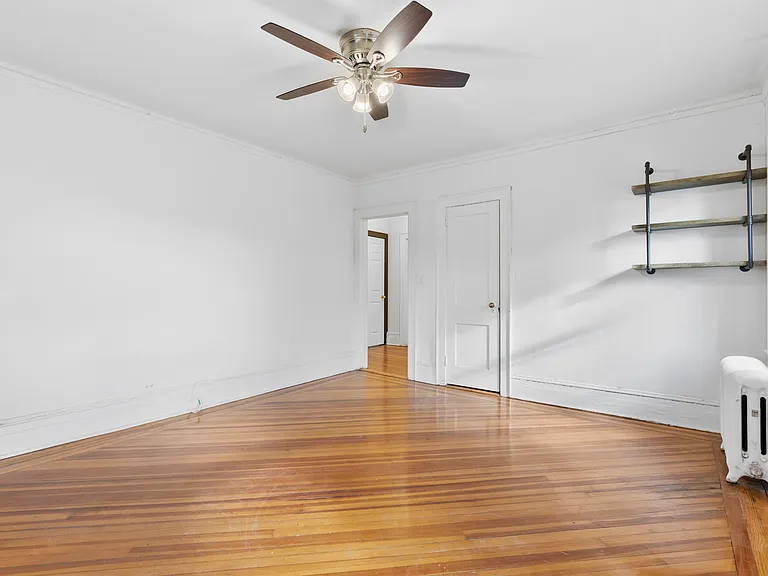 264 Laurelton Blvd #2 — Photo 18