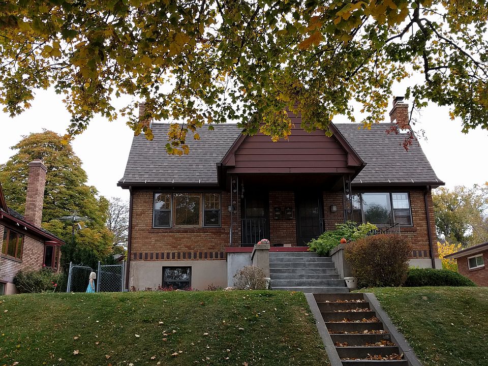 1st image of 729 S Douglas St