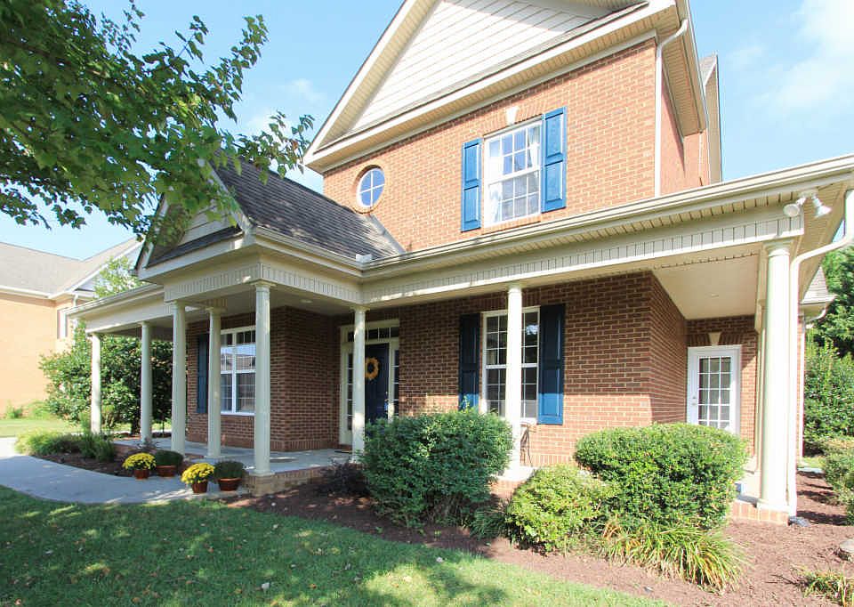1st image of 5722 Enchanted Ln