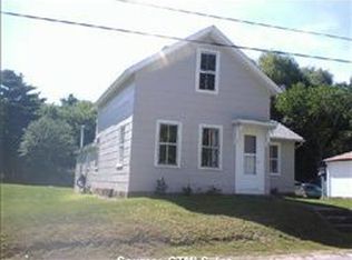 67 Lillibridge Ave, Voluntown, CT 06384
