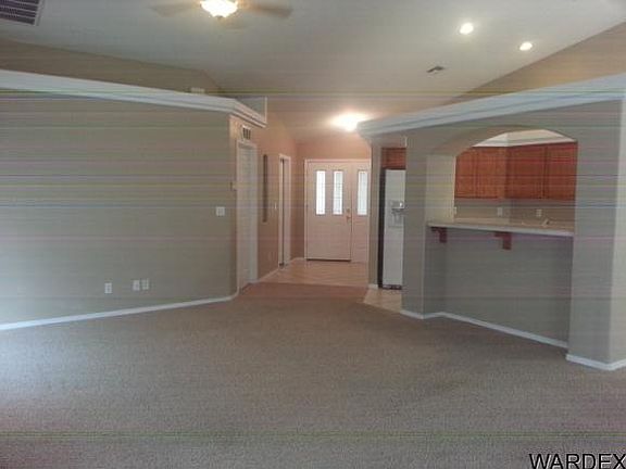 3rd image of 541 Hackberry Dr