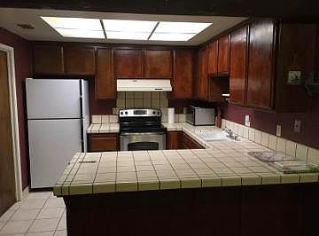 4th image of 5408 Elsinore Way