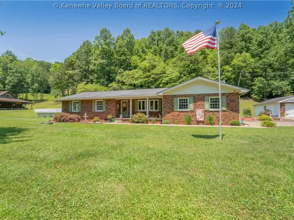 16259 Daniel Boone Pkwy, Peytona, WV 25154
