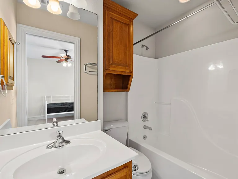 3902 NE Cadbury Ave — Photo 22
