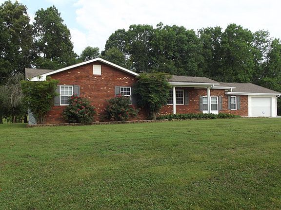4th image of 506 Henderson Dr